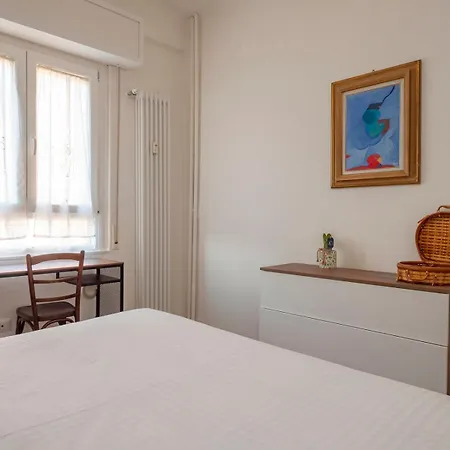 Apartment I Host - Sebino 4 Milan