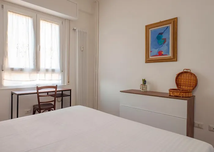 Apartment I Host - Sebino 4 Milan